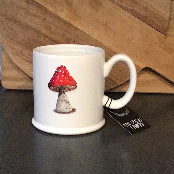 The Old Pottery Company Mushroom Mug - Picture 1 of 3